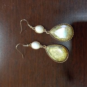 FREE with Purchade - Earrings